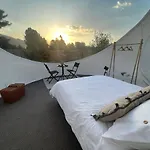 Open Sky Hotel Burbuja